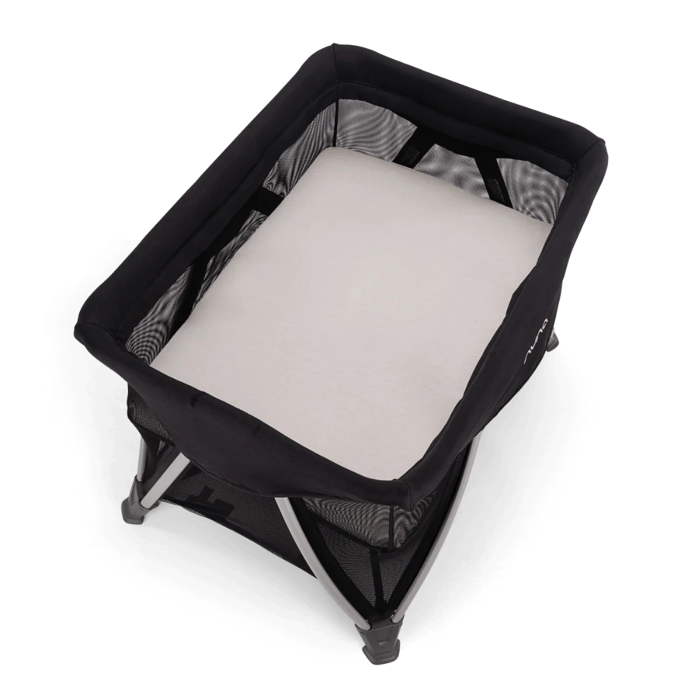 Nuna Sena Aire Travel Cot and Playard Riveted