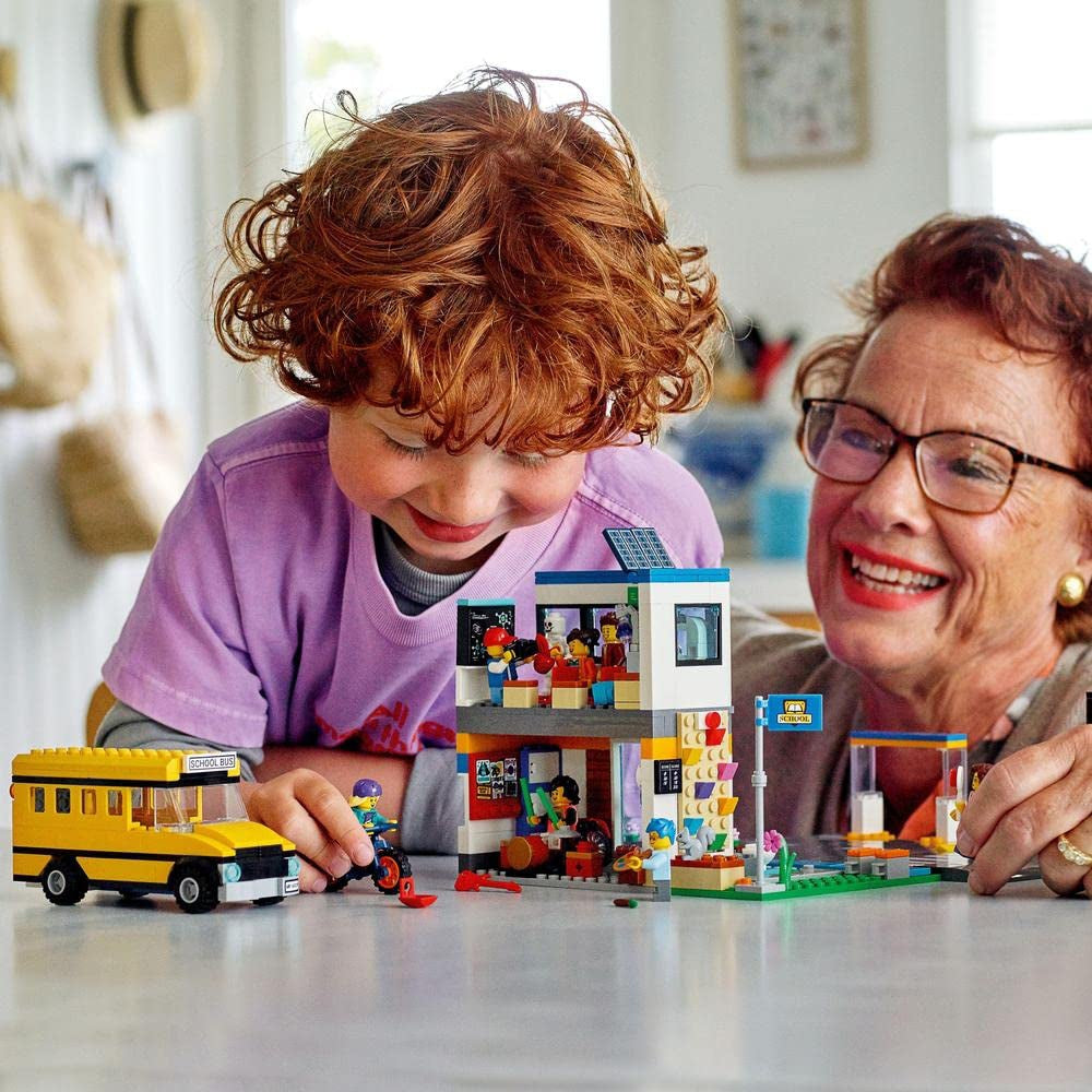 Lego 60329 City School Day  Building Kit 433 Pcs Multicolor