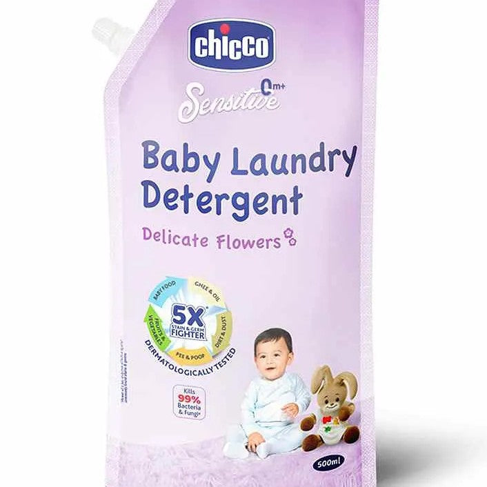 Chicco Baby Laundry Detergent Delicate Flowers 500ml Kills 99percent Barteria and Fungi